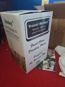 Travel Berkey Water Filter System 1.5 Gallon (2 Black Filters + Sight Spigot)