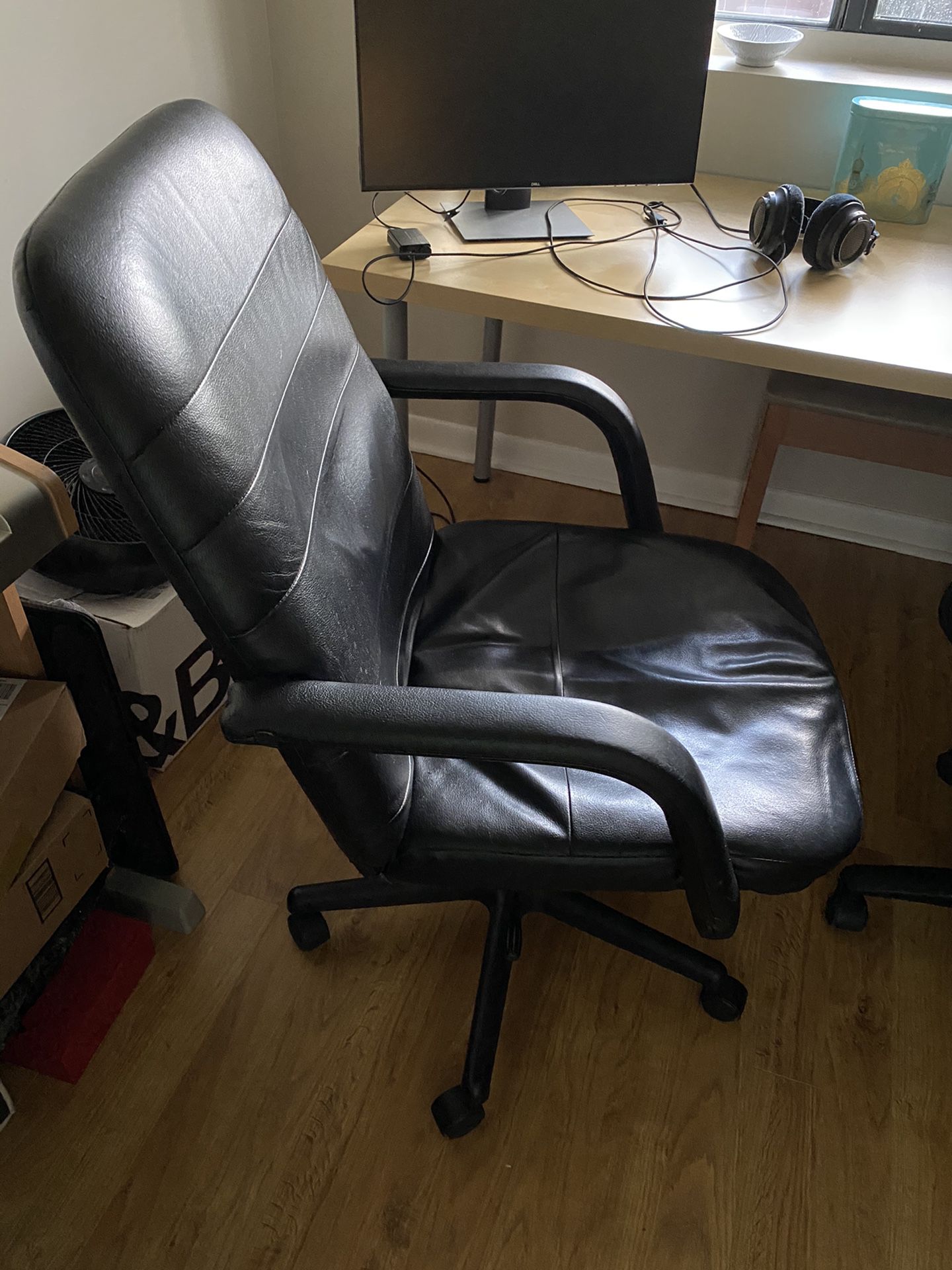 Soft Leather Executive Office Chair