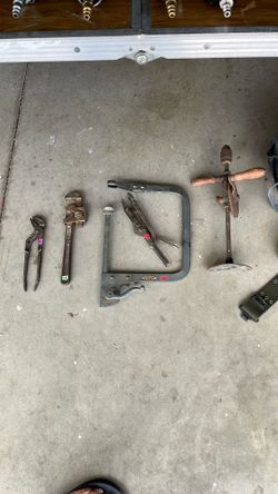 Lots Of Pneumatic and Electric Tools