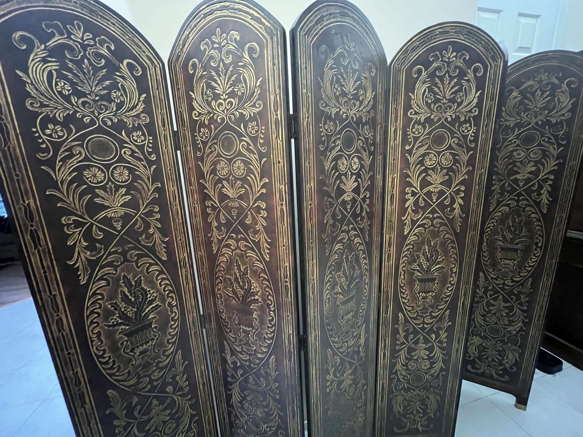 Wooden Decorative 6-Panel Screen