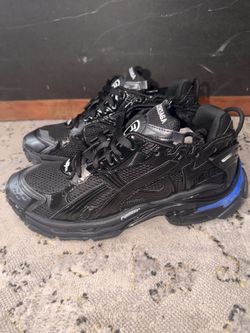Balenciaga Led Runner