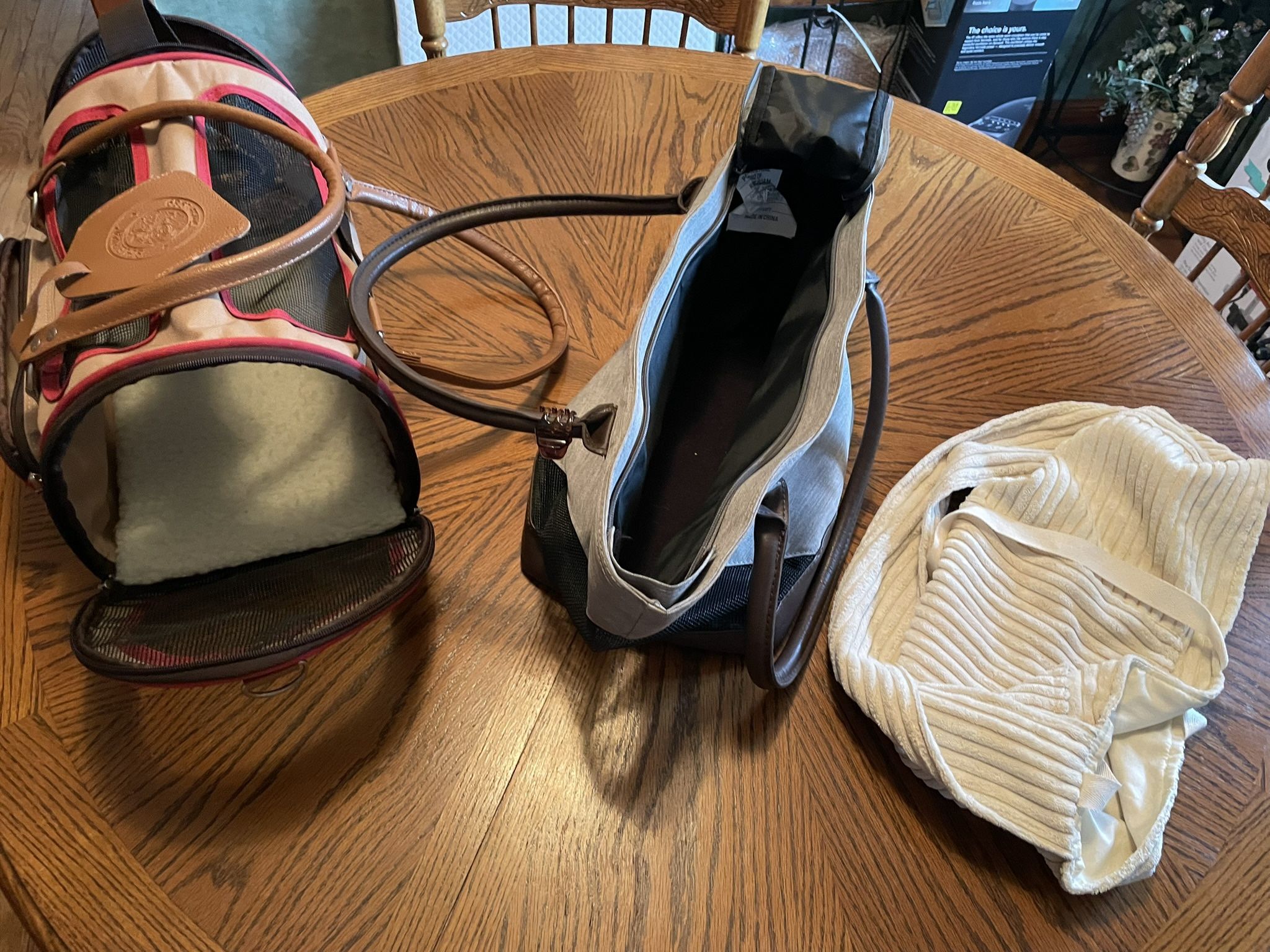 Lot Of 3 Pet Carriers. One Airline Approved, 