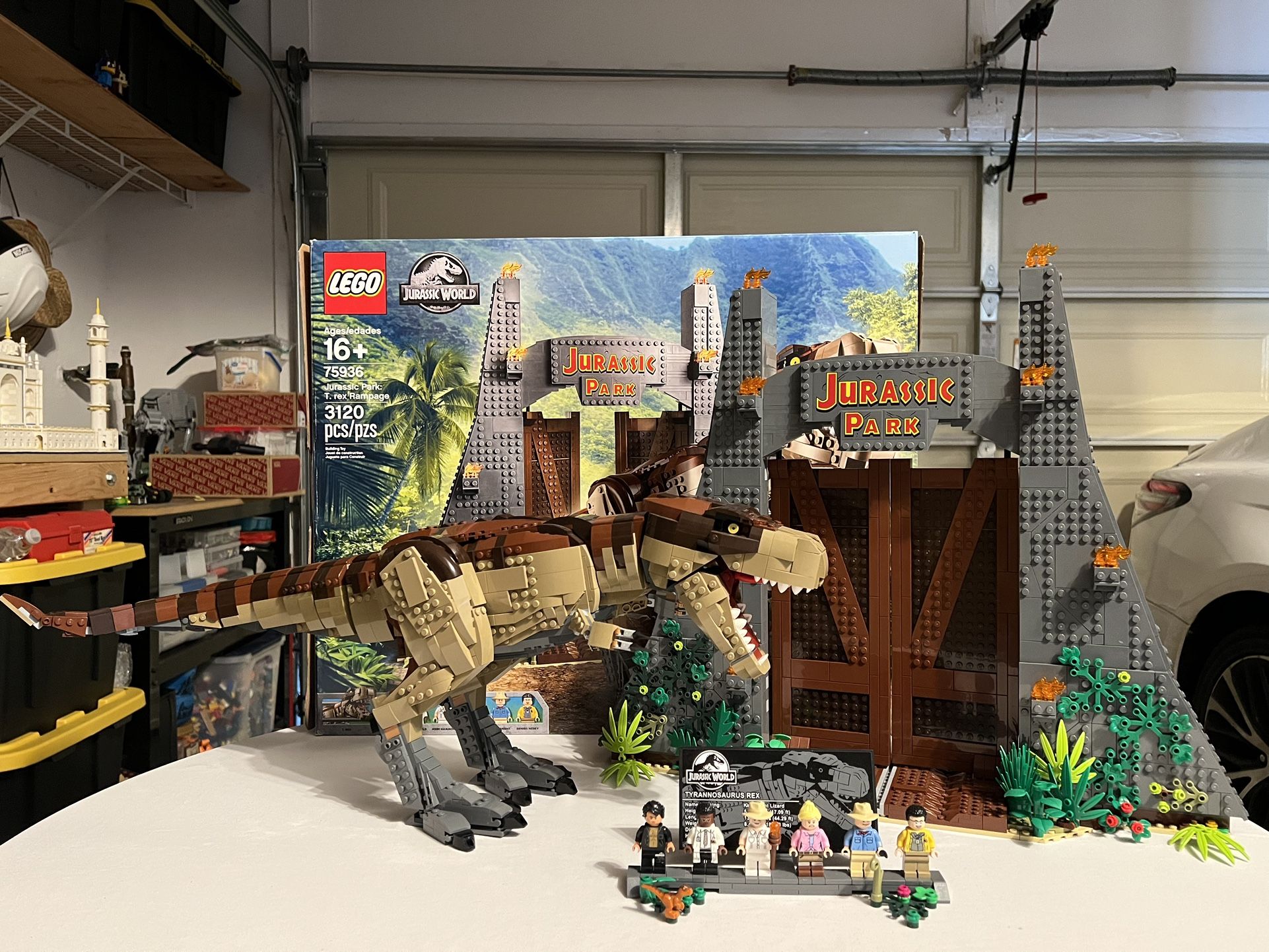 Lego 75936: Jurassic Park: T. rex Rampage