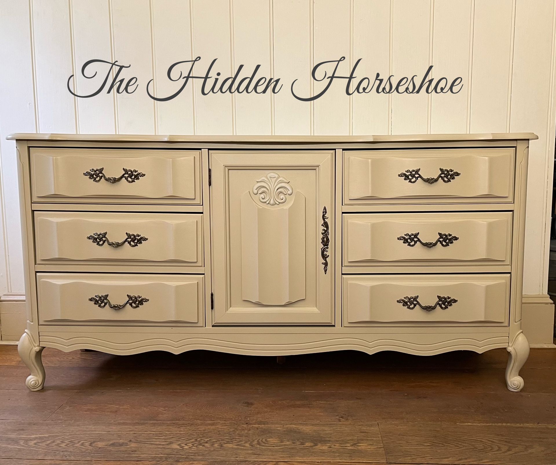 French Provincial Dresser