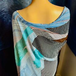 Brand New Moss Rose Multi-Way Shawl – NWT