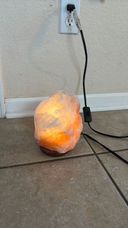 Himalayan Pink Salt Lamp