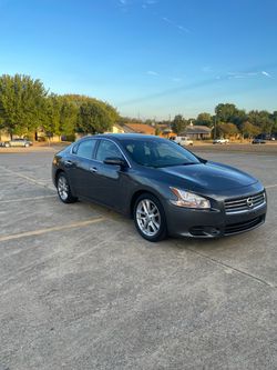 Nissan Maxima 4-Door Sedan