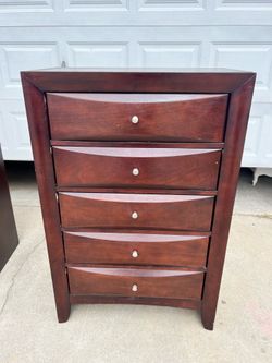 Dark Wood 5-Drawer Chest