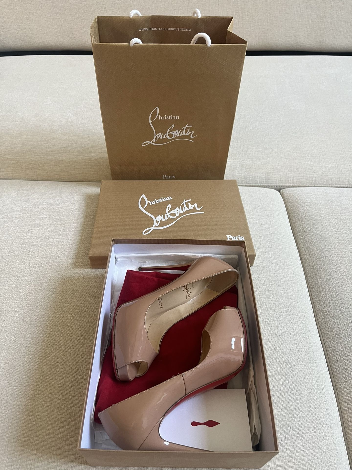 Christian Louboutin New Very Prive Heels Nude Size 35.5