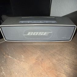 Bose Soundlink Mini Bluetooth Speaker Portable Wireless Audio Deep Bass