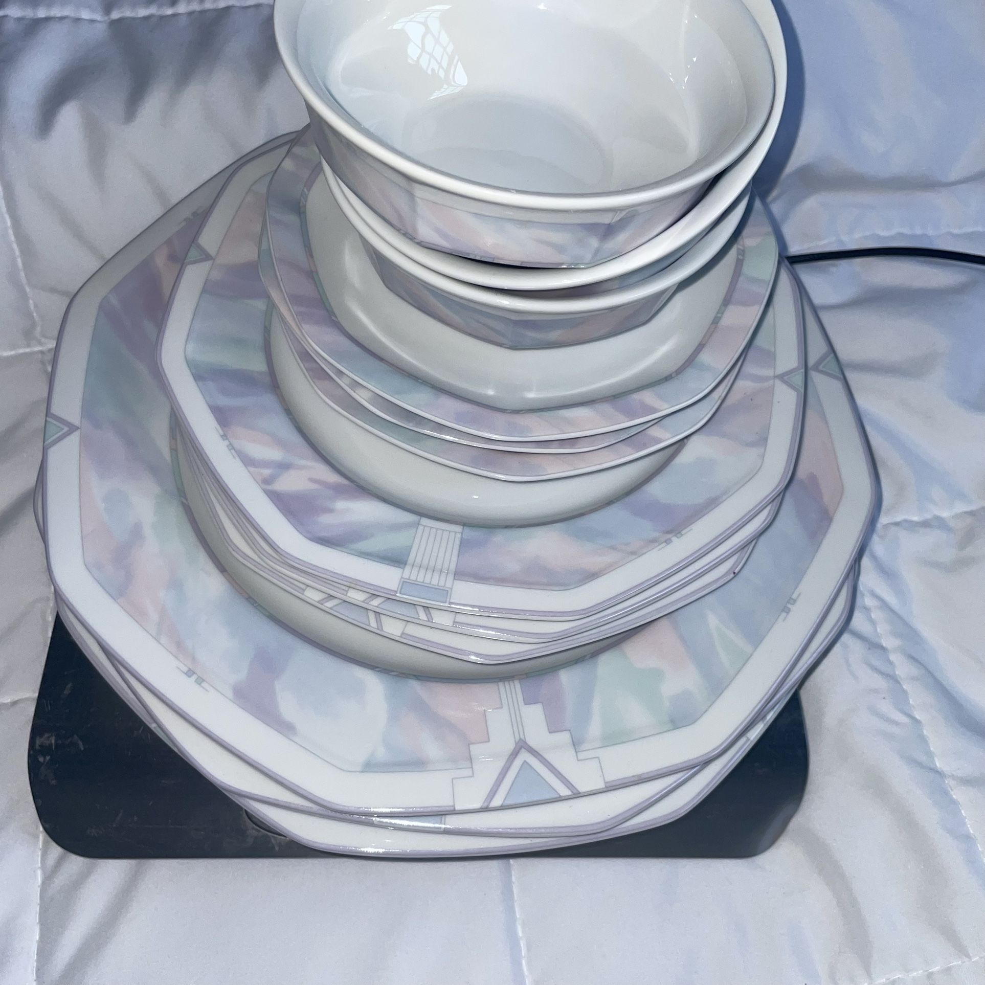 Savoir Vivre Celina Fine China Dinner Plates Octogon 16 ct set