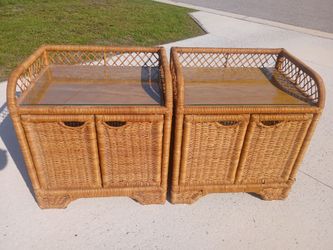 Vintage BOHO Natural Wicker nightstands