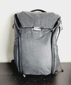 Peak Design Everyday Backpack 30L V1 Charcoal with Black and Red Trim.