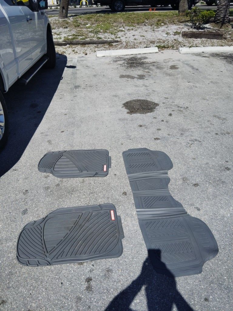 Motor Trend Rubber Truck Floor Mats