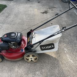 Self-Propelled Lawnmower With Bagger In Excellent Condition