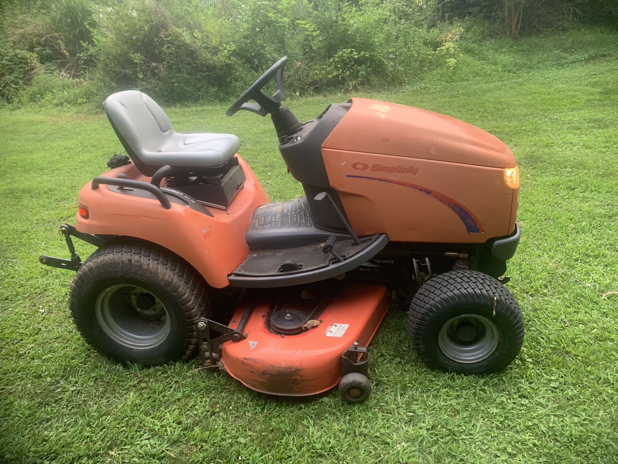 Large Lawnmower With Three Point Hitch