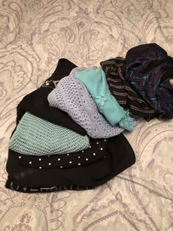 Lots of ladies clothes two dollars each
