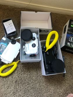 Diving mobile phone housing