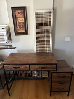 desk
