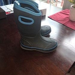 Kids Boots - Rain/Snow Boots Size 2
