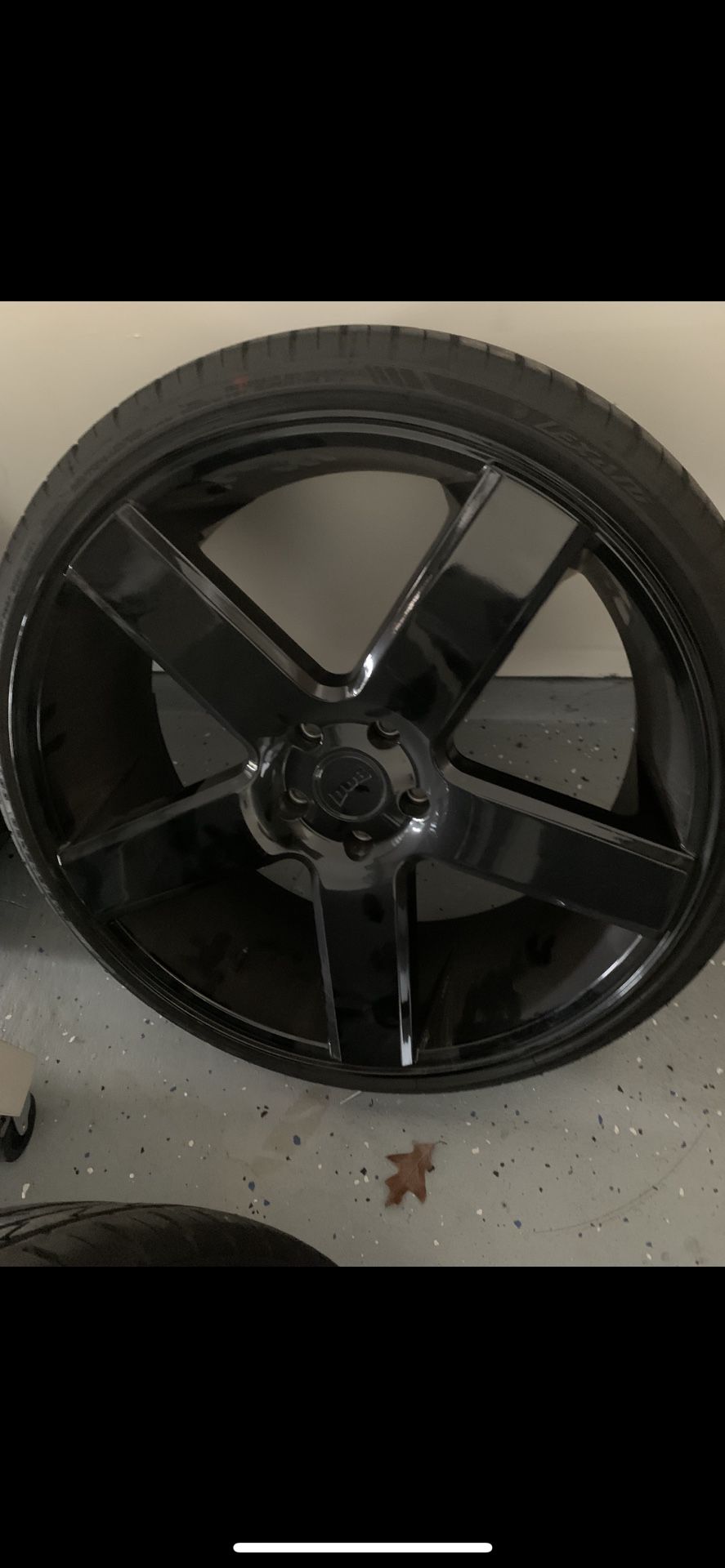 22 Dub Baller Wheels And Tires