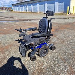 Quickie Q700 Mobility Scooter