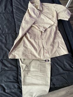 Dickies Beige Short Sleeve Outfit