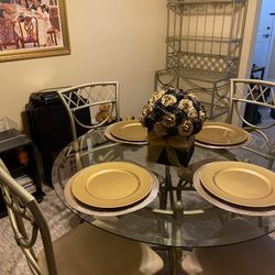 Dining Table, 4 Chairs & Baker’s Stand