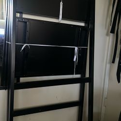 Oasis Ladder Desk