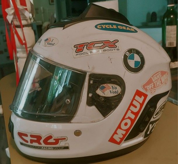 Sena Momentum INC Pro Smart Bluetooth Communication Motorcycle Helmet Integrated QHD Camera - Gloss White -