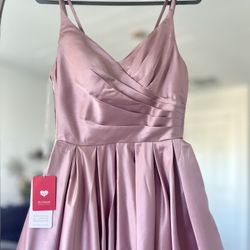 *BRAND NEW* Dusty Rose - Satin Pleated Formal Ball Dress with Pockets