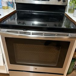 Electric Stove Works Well Good Condition Clean