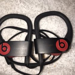 Apple Powerbeats 3