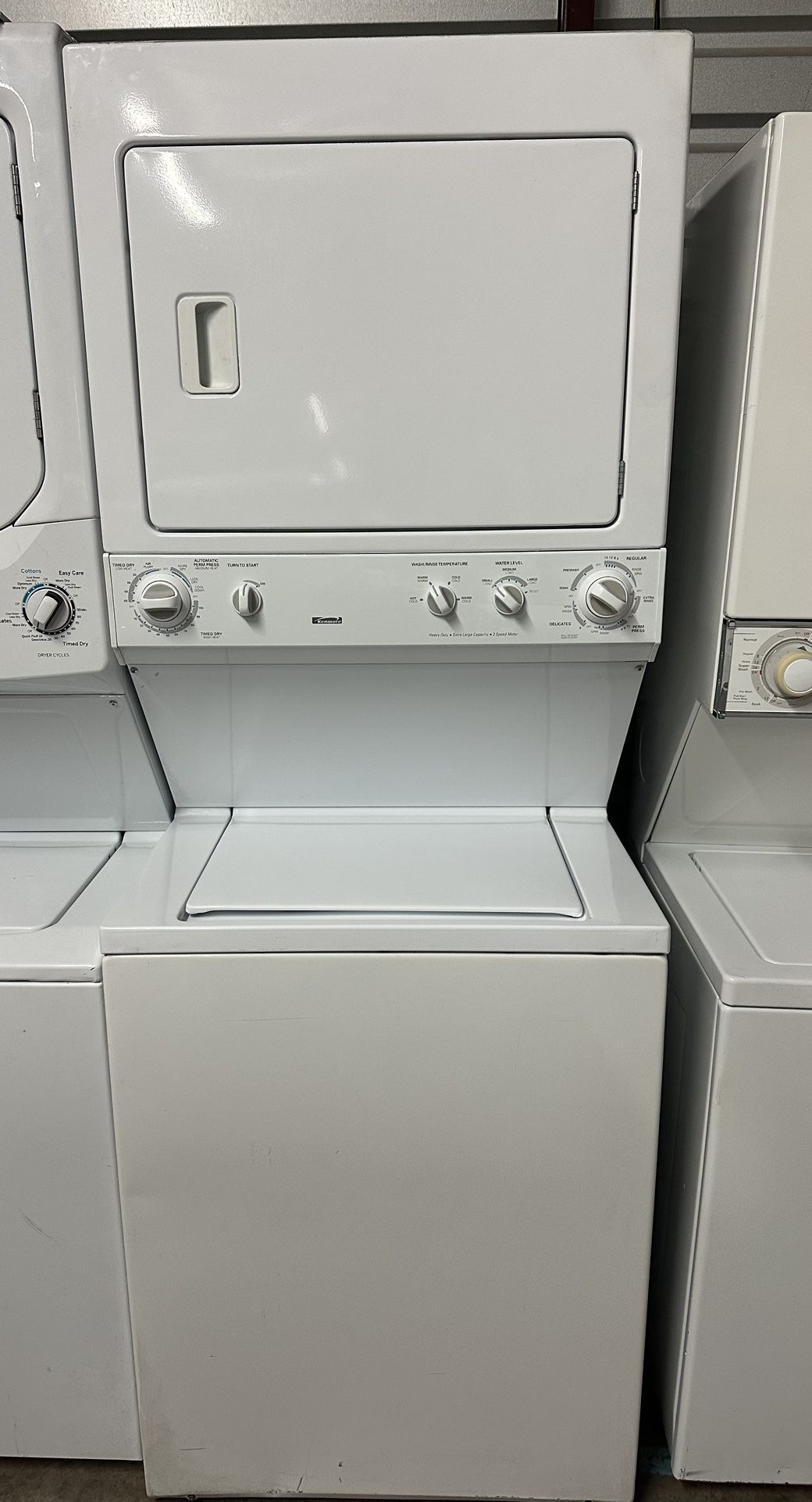 27’’ Kenmore Stackable Washer And Dryer 