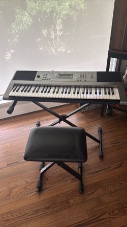 Yamaha Keyboard Piano