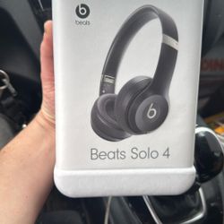 Beats Solo 4 Headphones 