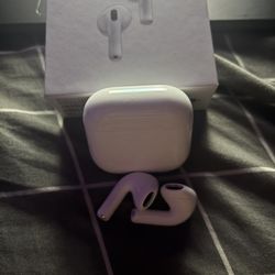 AirPod Gen 4