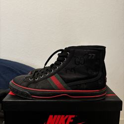 Gucci Shoes 