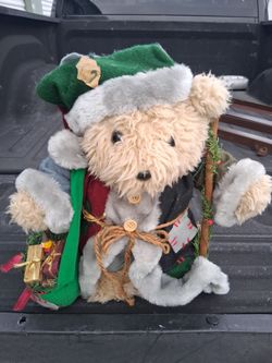 Holiday bear