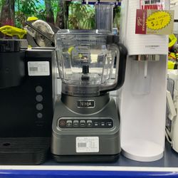 NINJA BLENDER