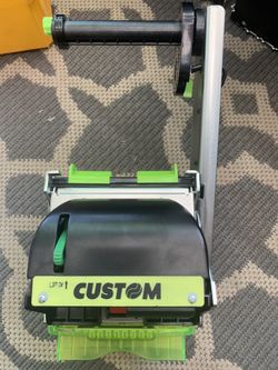 Custom bill acceptor 150$ (2pieces) LCD monitor Benq GW2270-T 70$ (2pieces) LCD monitor Acer V226HQL 90$ (4 pieces)
