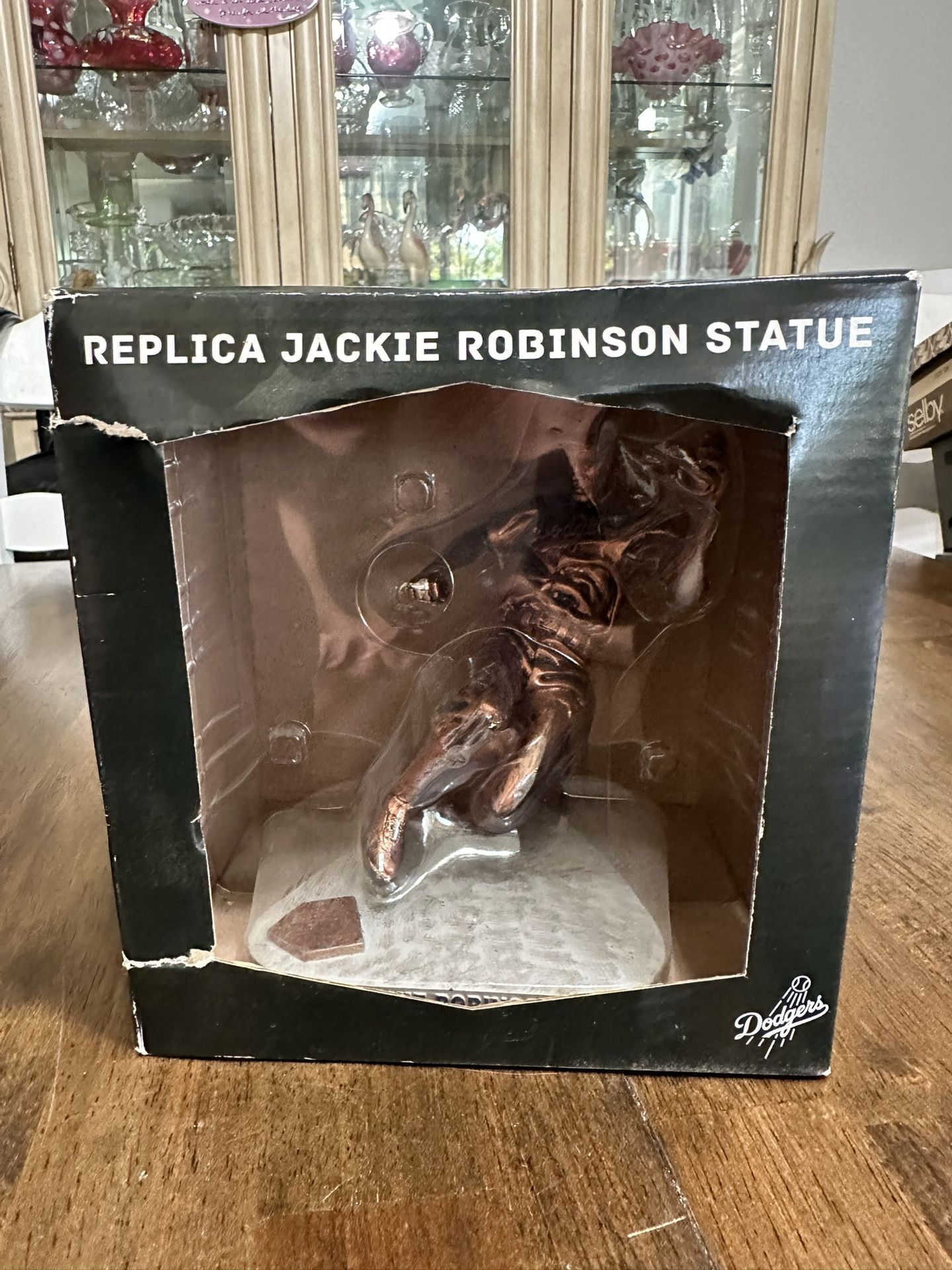 Jackie, Robinson, Los Angeles Dodgers, Baseball Team Statue, 2017 Limited Edition Game Giveaway