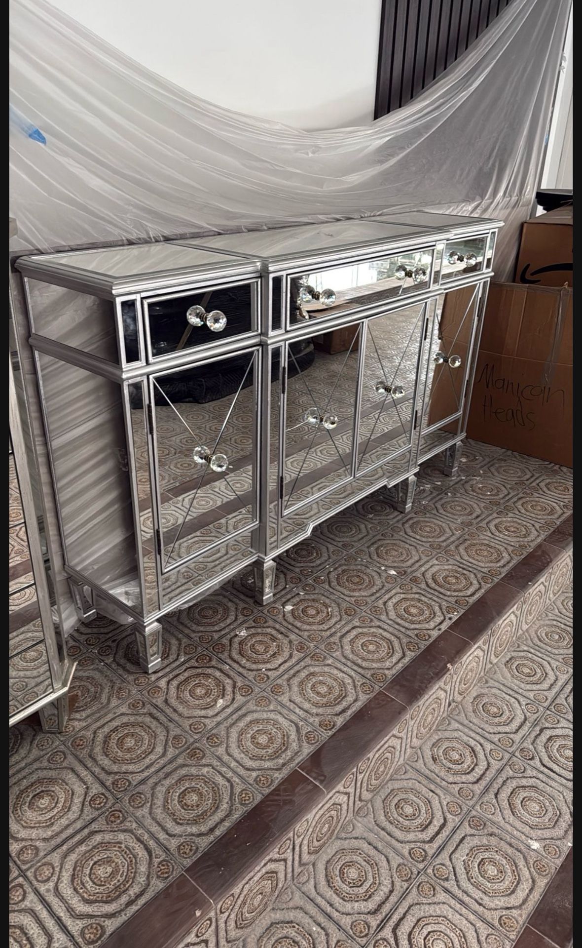 Mirror Drawer