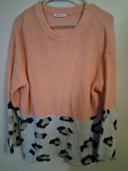 Adele B. Peach Leopard Print Knit Sweater size large