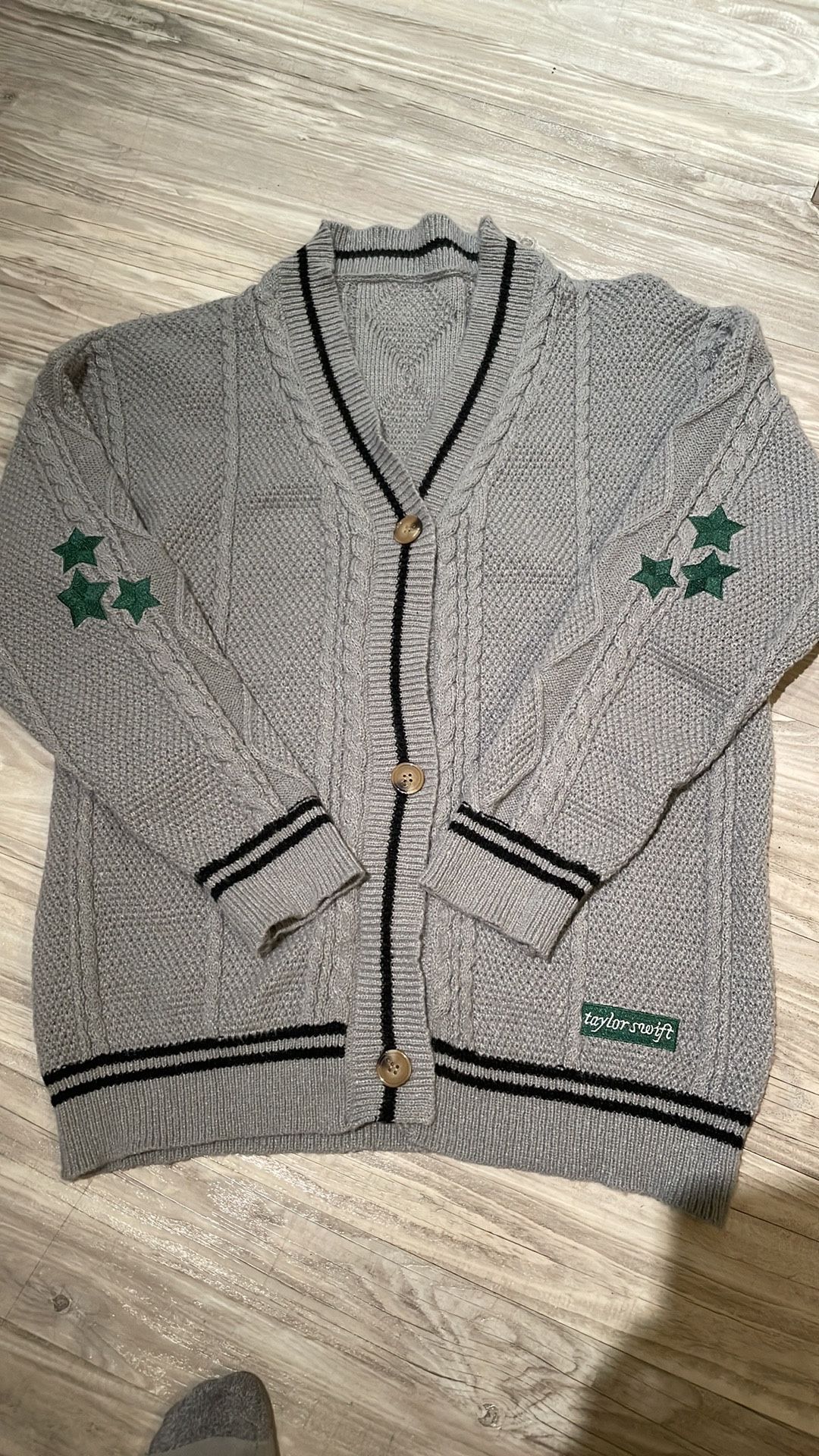 TAYLOR SWIFT DUPE COZY GREY GREEN HOLIDAY FOLKLORE CARDIGAN