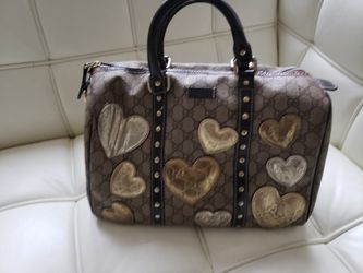 Gucci Purse 100 % Authentic!