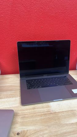 Apple MacBook Pro 15 2018