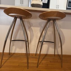 Magis Lyra Style Bar Stool Set