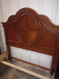 Good Cheap Full/Queen Starter Bedroom Set