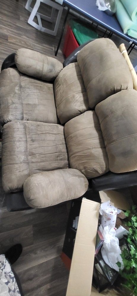 Recliner Couch Full Fucntional
